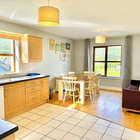 No'S 6, 8 & 9 Dingle Lispole Holiday Homes Extérieur photo