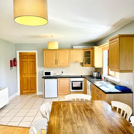 No'S 6, 8 & 9 Dingle Lispole Holiday Homes Extérieur photo