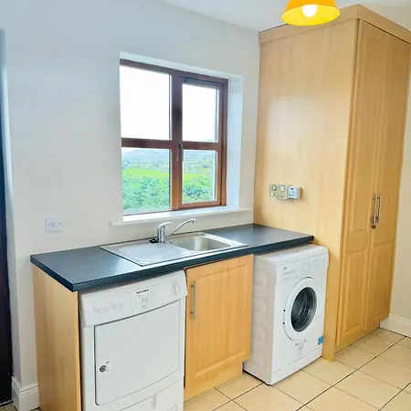 No'S 6, 8 & 9 Dingle Lispole Holiday Homes Extérieur photo