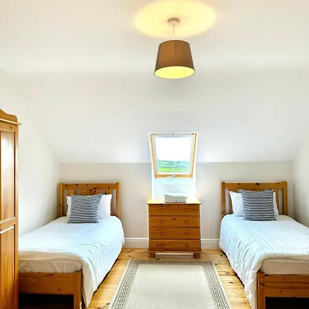 No'S 6, 8 & 9 Dingle Lispole Holiday Homes Extérieur photo