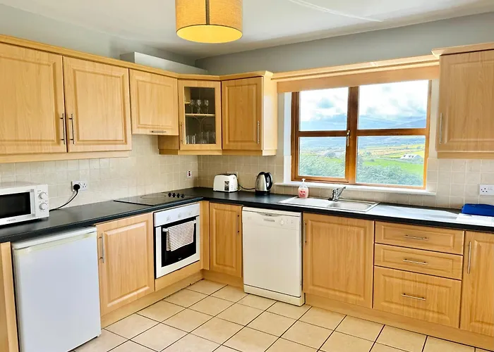 No\'S 6, 8 & 9 Dingle Lispole Holiday Homes