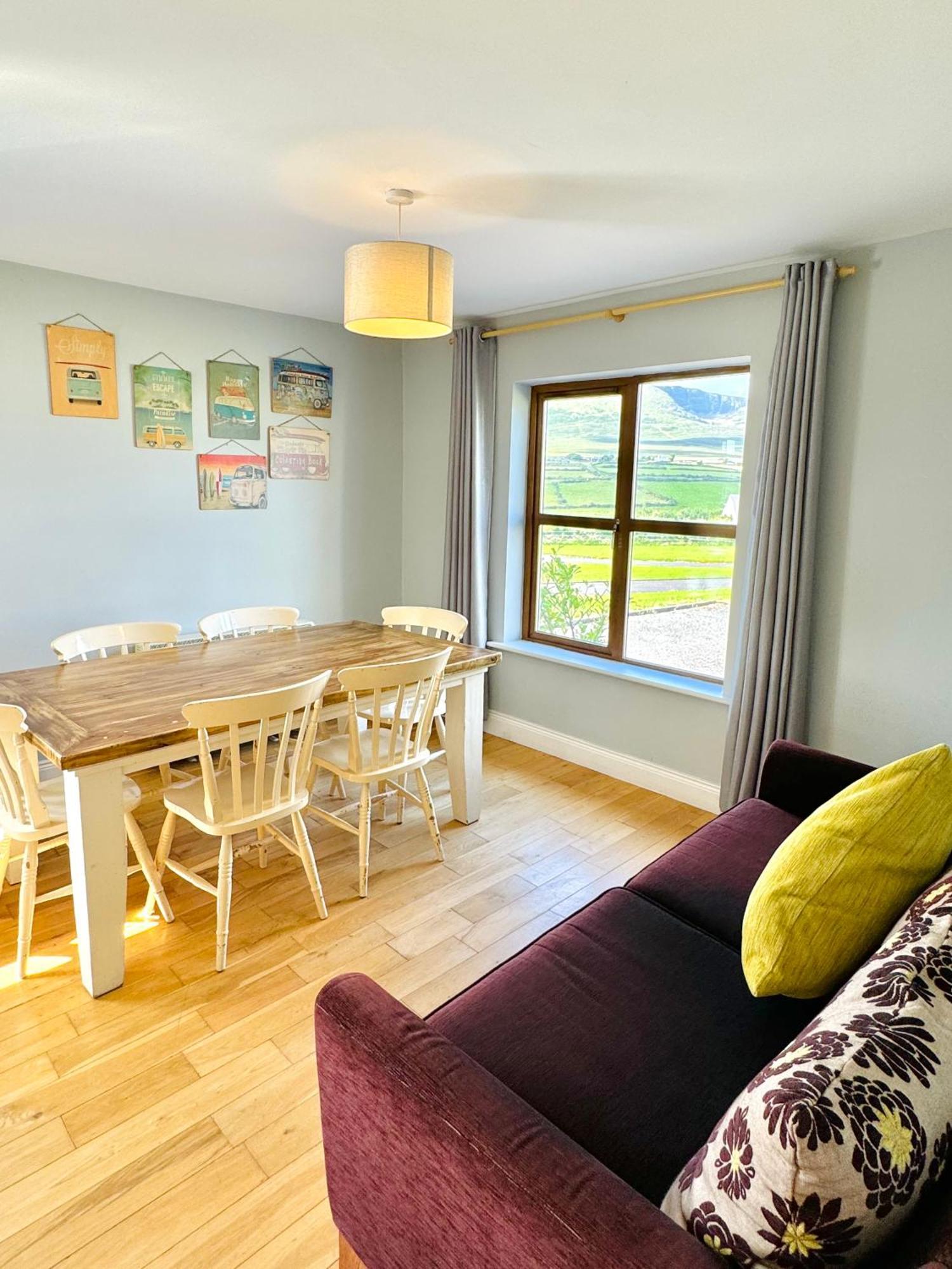 No's 6, 8 & 9 Dingle Homes * Lispole