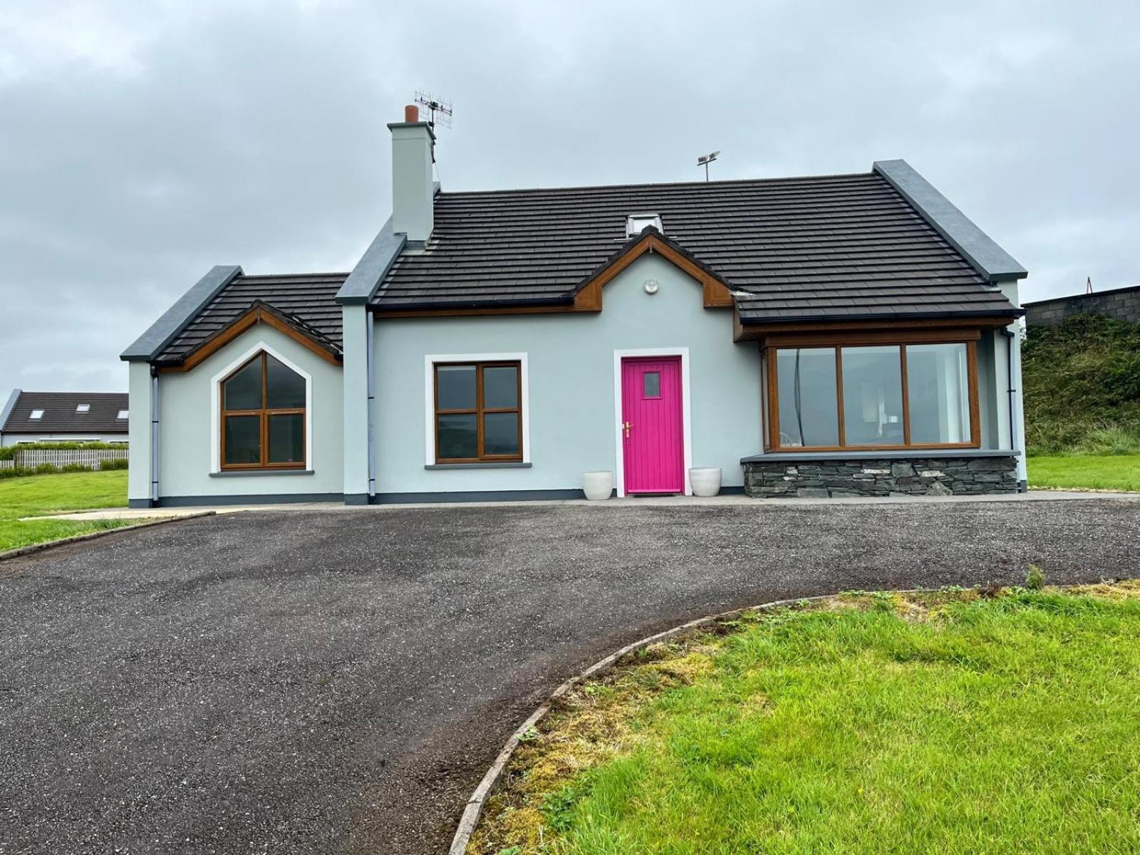 No's 6, 8 & 9 Dingle Homes Hébergement de vacances Lispole