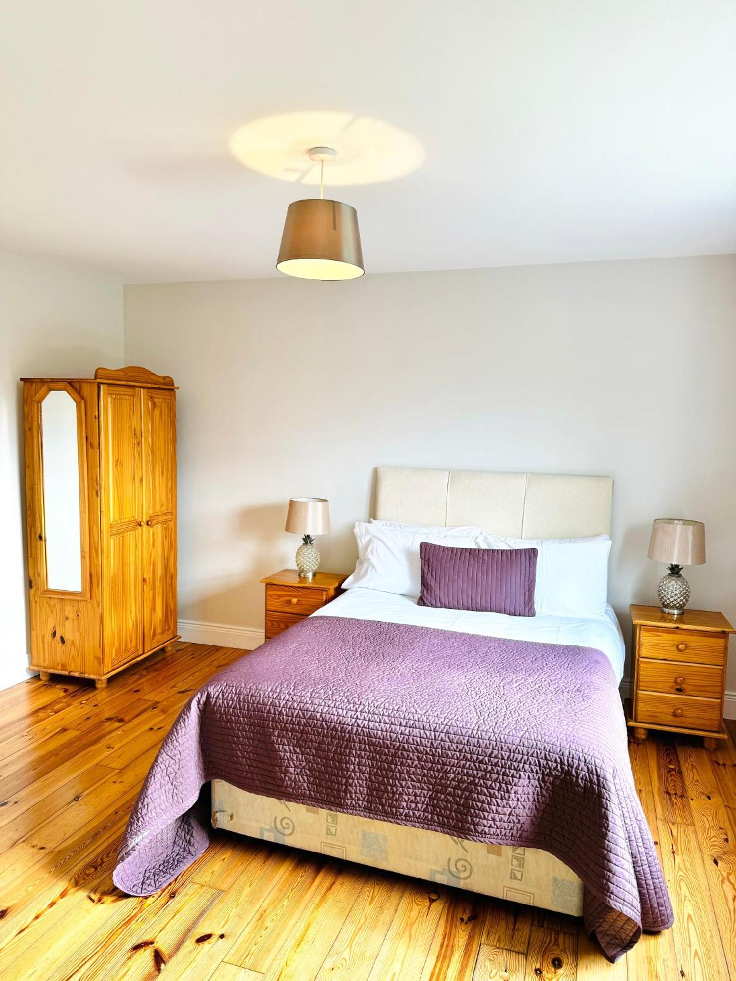 No's 6, 8 & 9 Dingle Homes Lispole