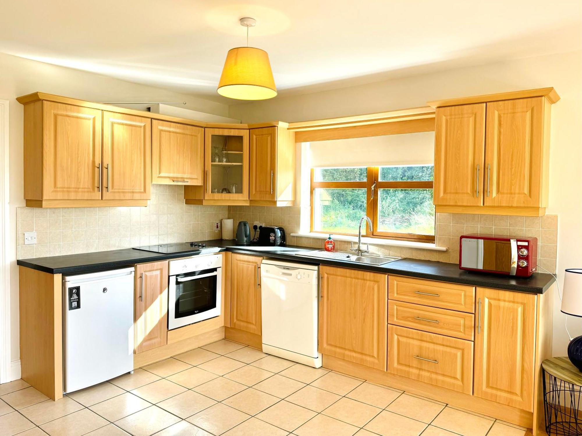 No's 6, 8 & 9 Dingle Homes Lispole